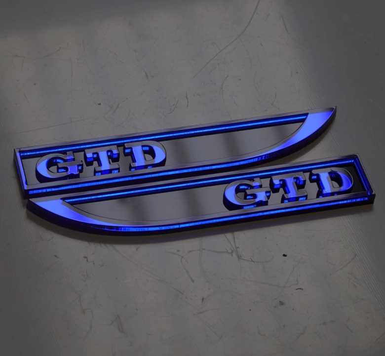 Volkswagen Golf GTD MK7 / 7.5 Fender Emblems